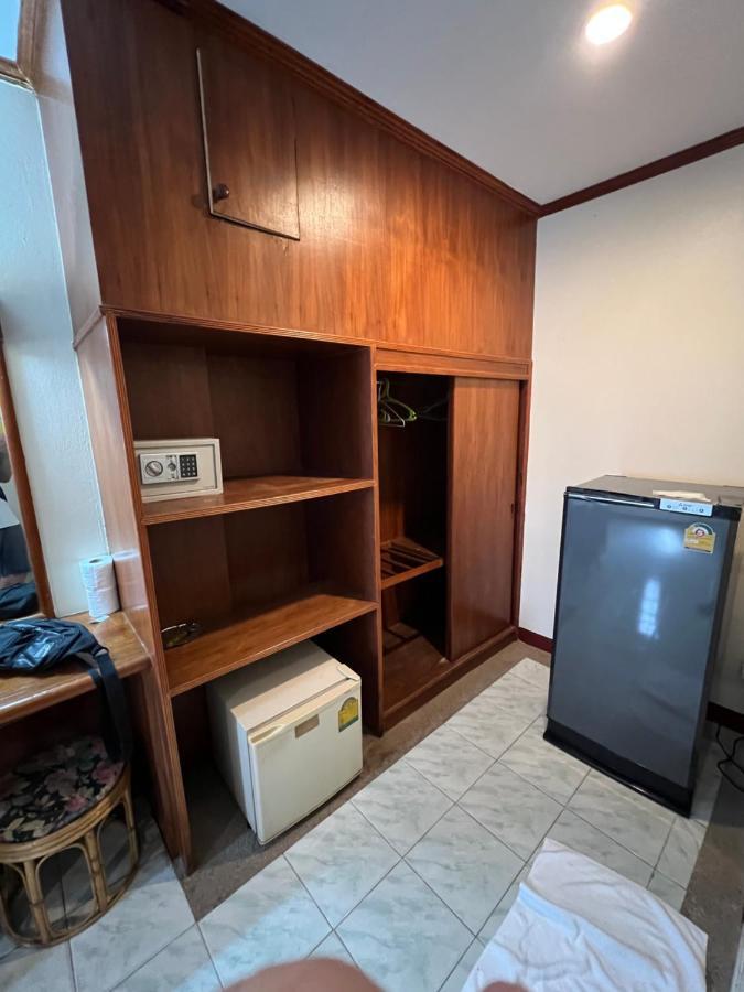 Lewiinski'S Hotel Pattaya Extérieur photo