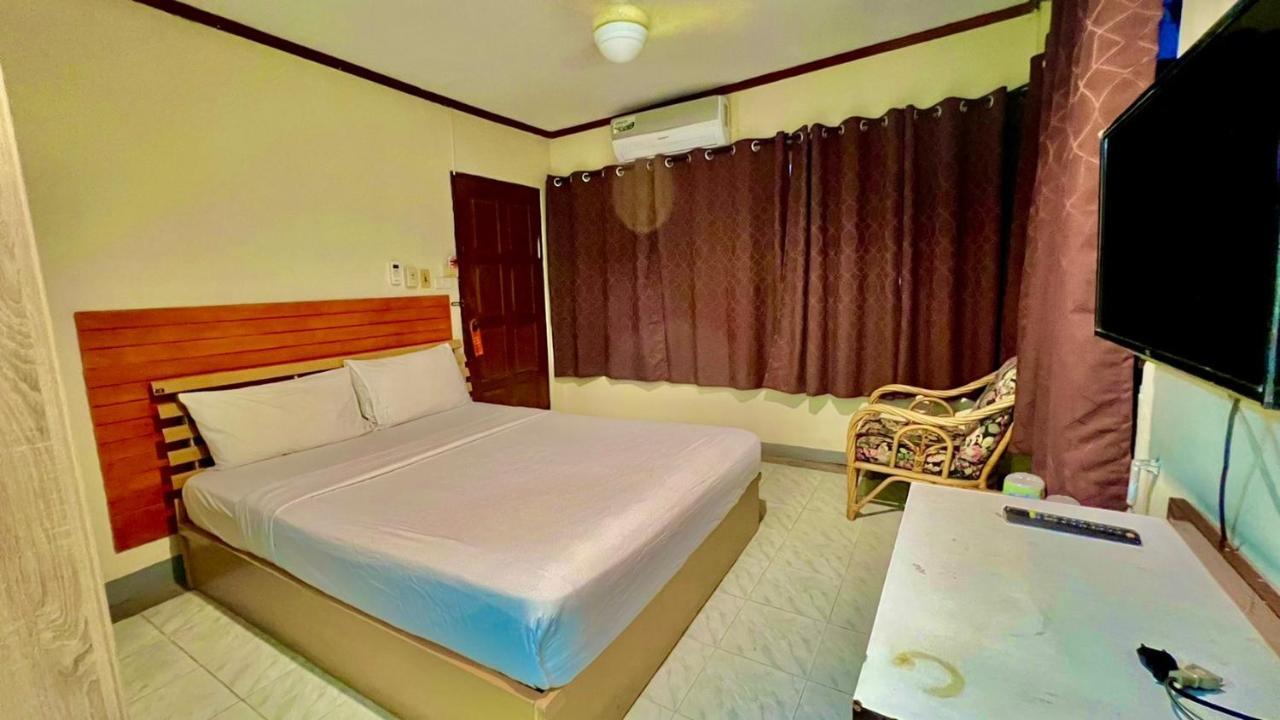 Lewiinski'S Hotel Pattaya Extérieur photo
