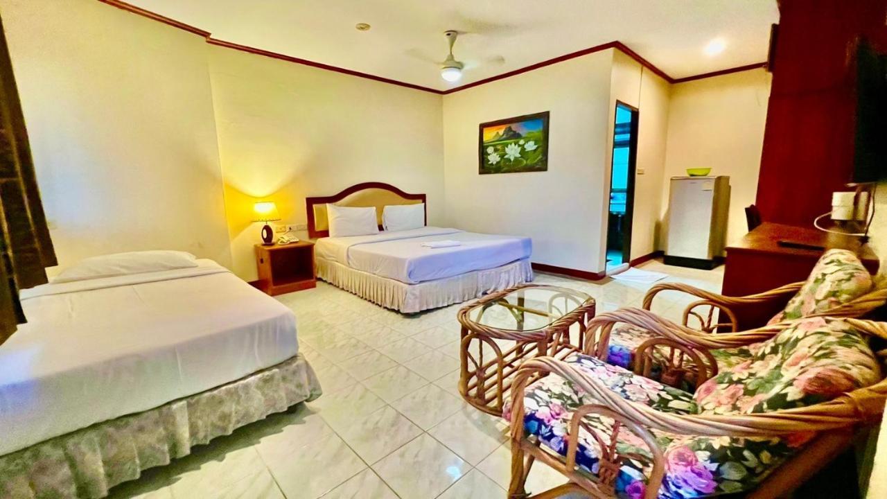 Lewiinski'S Hotel Pattaya Extérieur photo
